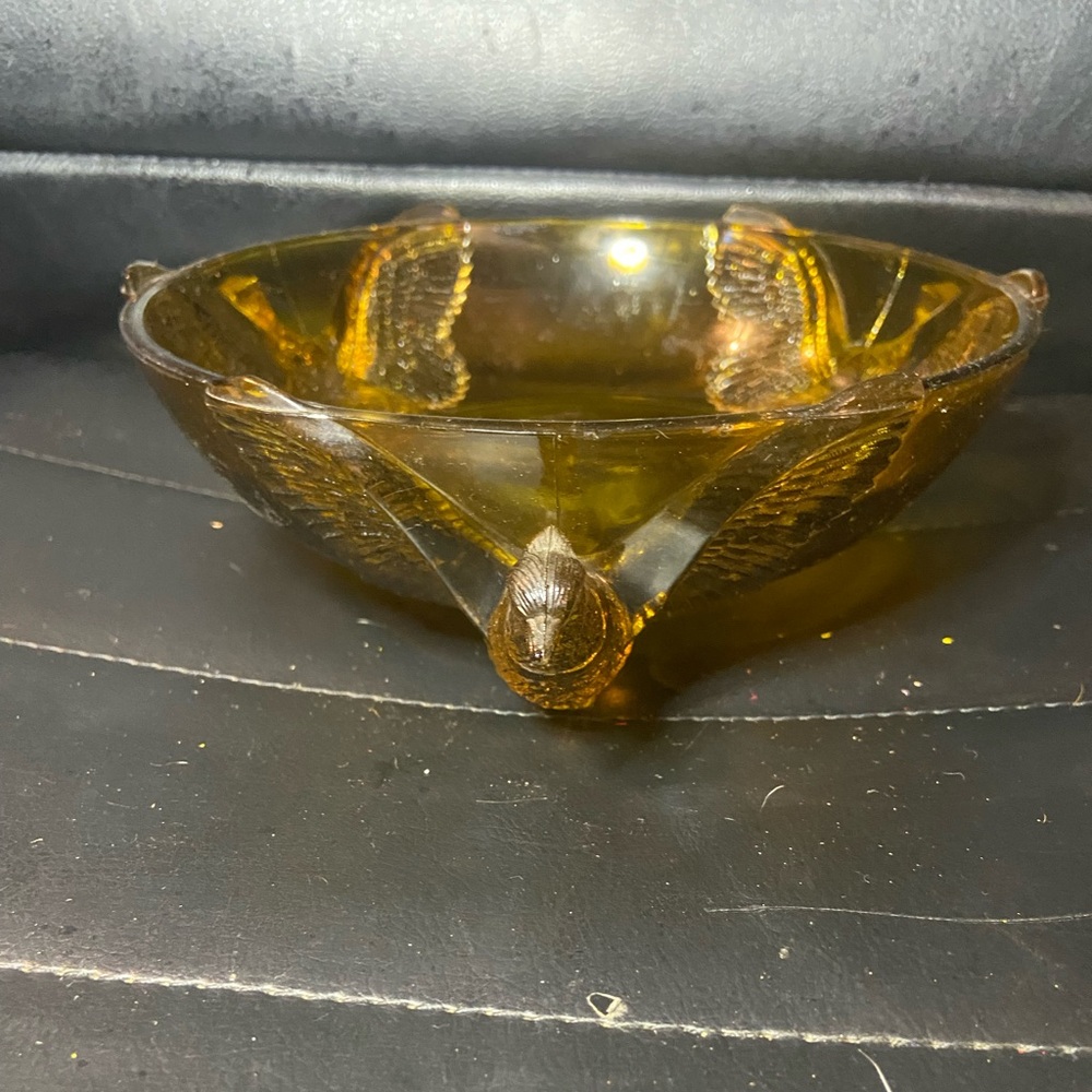 Vintage Mid Century Amber Glass 3-Footed Pheasant Bowl